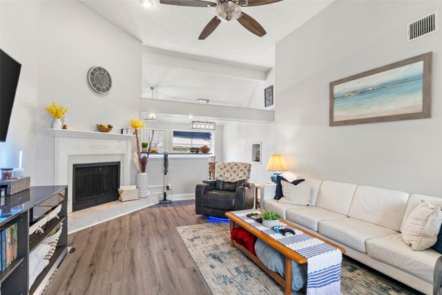 2337 Dalewood Lane, Bedford, TX 76022