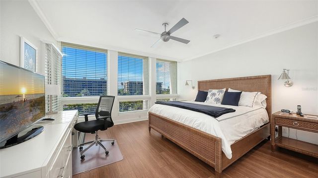 1075 GULF OF MEXICO DRIVE 303, Longboat Key, FL 34228