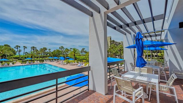 1075 GULF OF MEXICO DRIVE 303, Longboat Key, FL 34228