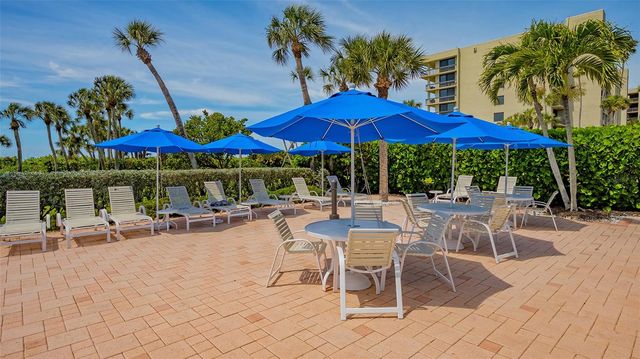 1075 GULF OF MEXICO DRIVE 303, Longboat Key, FL 34228