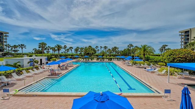 1075 GULF OF MEXICO DRIVE 303, Longboat Key, FL 34228