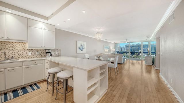 1075 GULF OF MEXICO DRIVE 303, Longboat Key, FL 34228