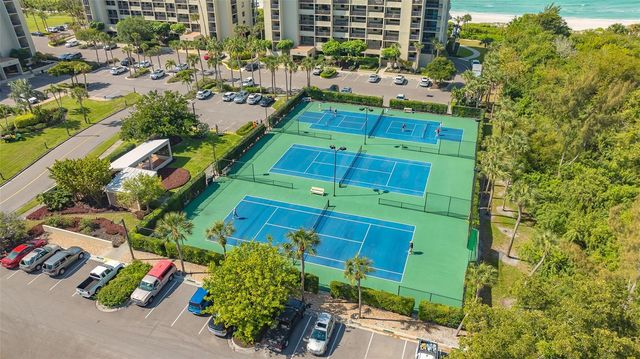 1075 GULF OF MEXICO DRIVE 303, Longboat Key, FL 34228