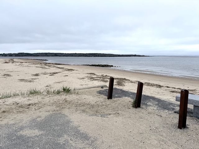 1 Barnes St, Wareham, MA 02571