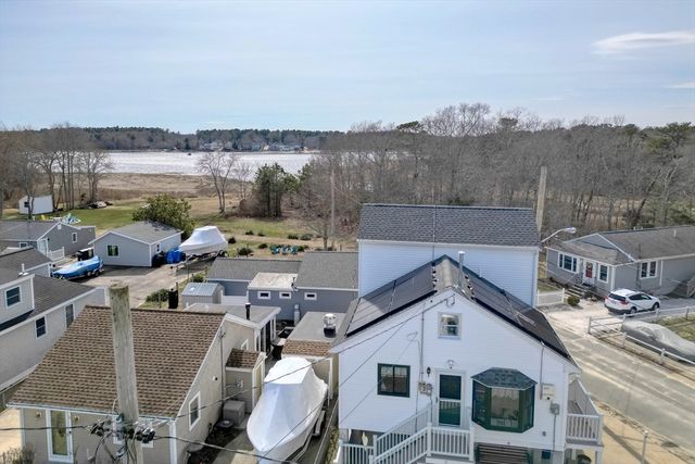 1 Barnes St, Wareham, MA 02571