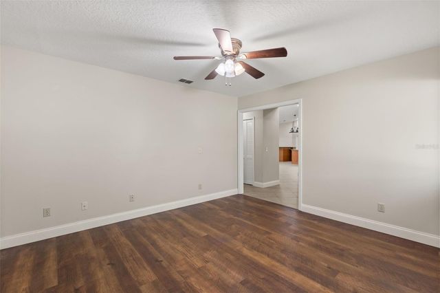 5321 FOXSHIRE COURT, Orlando, FL 32819