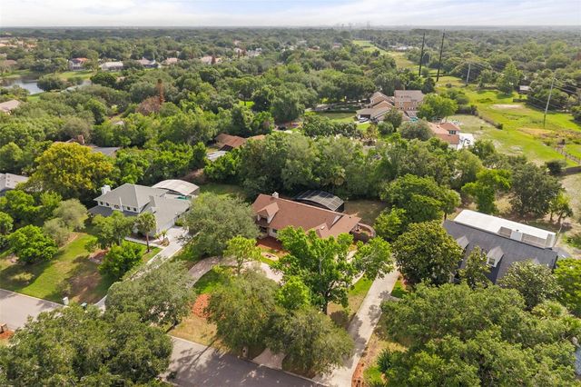 5321 FOXSHIRE COURT, Orlando, FL 32819