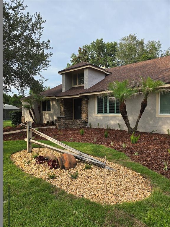 Image 17 of property listing at 5321 FOXSHIRE COURT, Orlando, FL 32819