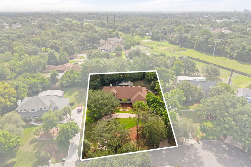 Image 46 of property listing at 5321 FOXSHIRE COURT, Orlando, FL 32819