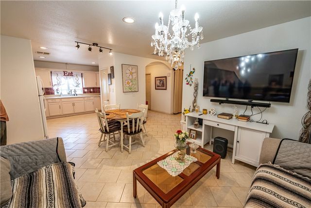 4645 N Powell Avenue, Kingman, AZ 86409