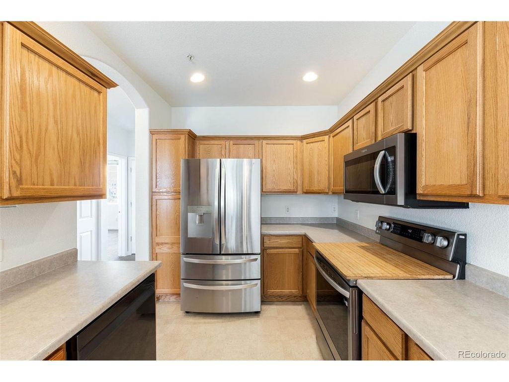 8976 Fox Dr 1-102, Denver, CO 80260