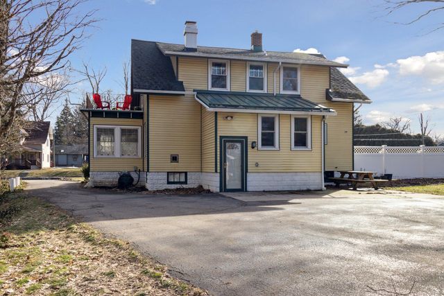 731 Phoenix Street, South Haven, MI 49090