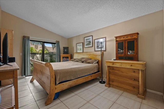 2537 Bedford Mews Drive, Wellington, FL 33414