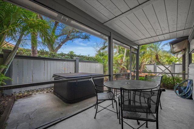 2537 Bedford Mews Drive, Wellington, FL 33414