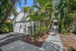 2537 Bedford Mews Drive, Wellington, FL 33414