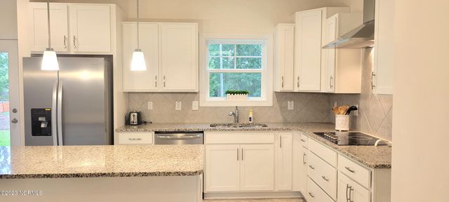 125 Mullingar Drive, Carthage, NC 28327