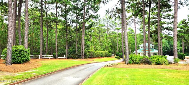 125 Mullingar Drive, Carthage, NC 28327