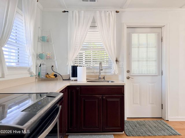 6910 12th Avenue, Sneads Ferry, NC 28460