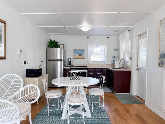 6910 12th Avenue, Sneads Ferry, NC 28460