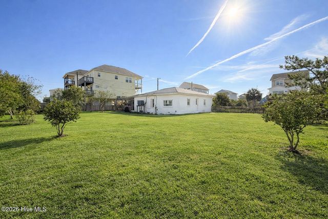 6910 12th Avenue, Sneads Ferry, NC 28460