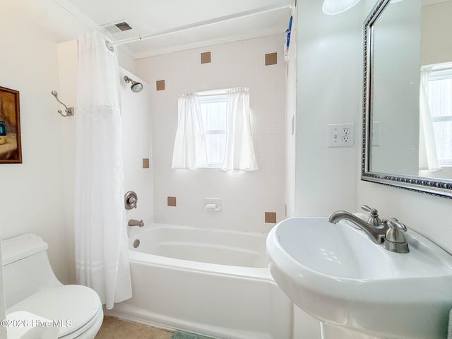 6910 12th Avenue, Sneads Ferry, NC 28460