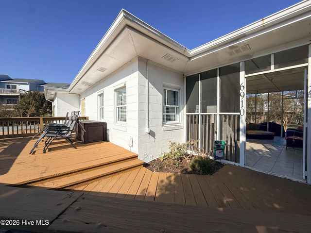 6910 12th Avenue, Sneads Ferry, NC 28460