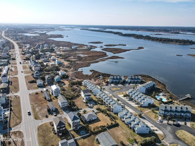 6910 12th Avenue, Sneads Ferry, NC 28460