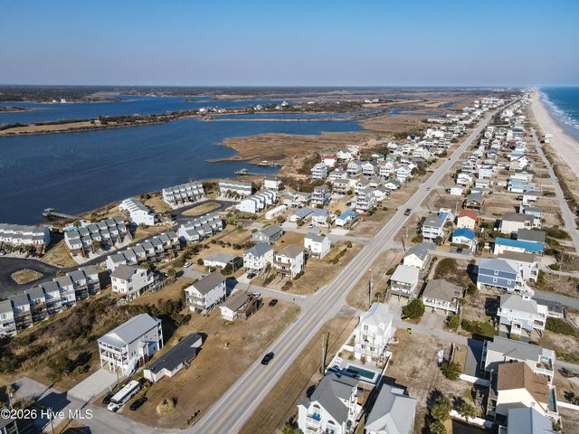 6910 12th Avenue, Sneads Ferry, NC 28460