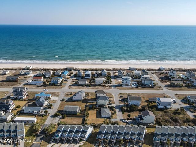 6910 12th Avenue, Sneads Ferry, NC 28460