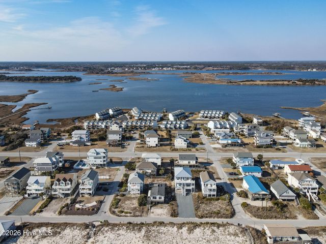 6910 12th Avenue, Sneads Ferry, NC 28460