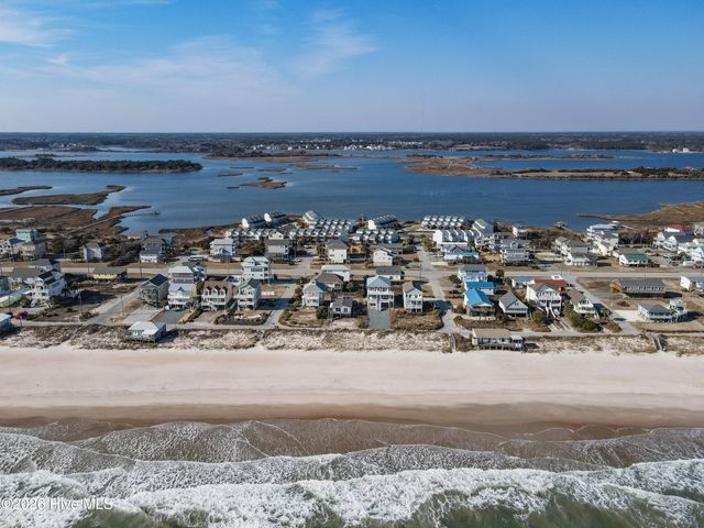 6910 12th Avenue, Sneads Ferry, NC 28460