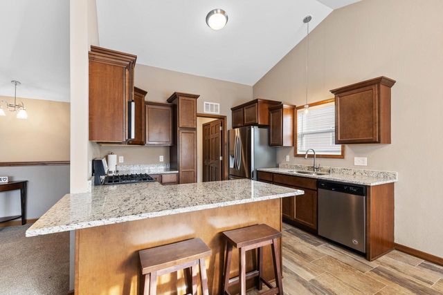 6441 Kingsview DRIVE, Mount Pleasant, WI 53406