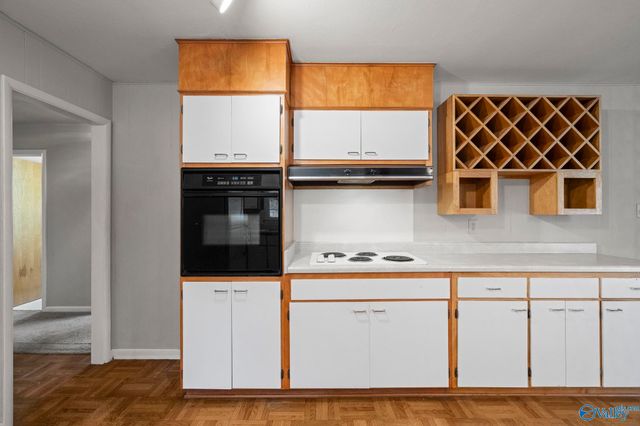 1702 E Stonehurst Drive, Huntsville, AL 35801