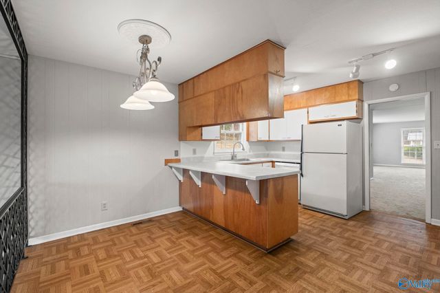 1702 E Stonehurst Drive, Huntsville, AL 35801