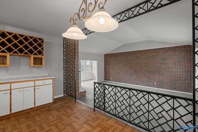 1702 E Stonehurst Drive, Huntsville, AL 35801