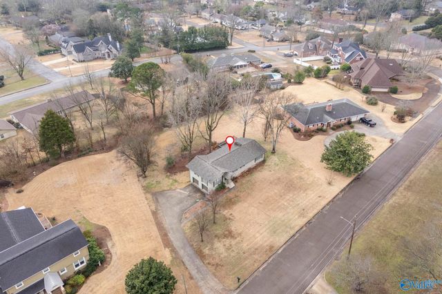 1702 E Stonehurst Drive, Huntsville, AL 35801