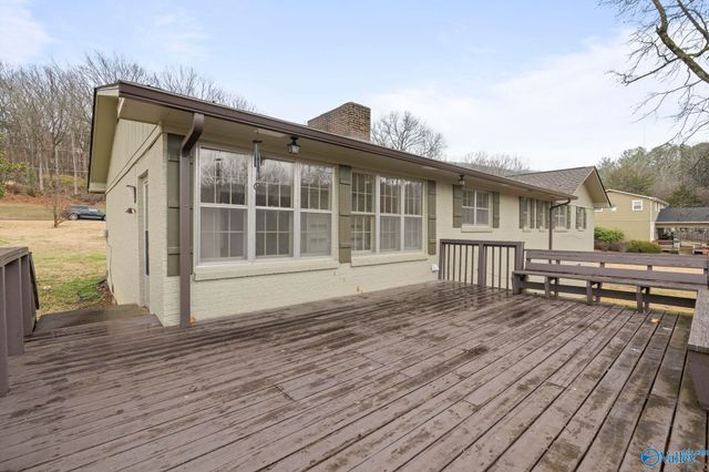 1702 E Stonehurst Drive, Huntsville, AL 35801