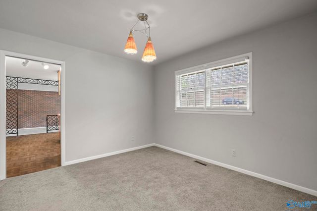 1702 E Stonehurst Drive, Huntsville, AL 35801