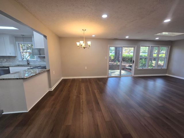 805 Oak Place, Aiken, SC 29801