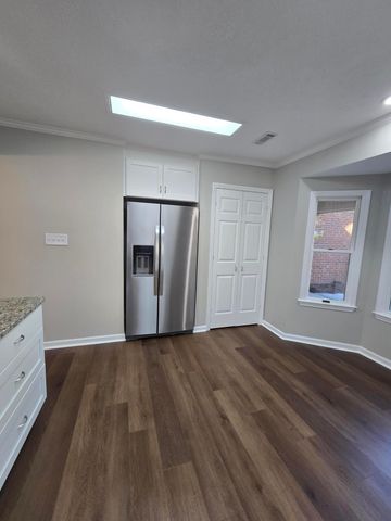 805 Oak Place, Aiken, SC 29801
