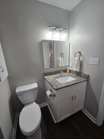 805 Oak Place, Aiken, SC 29801