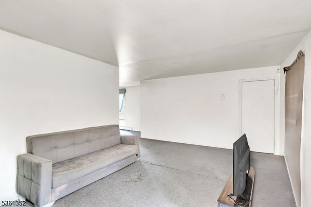 651 S 17Th St, Newark City, NJ 07103