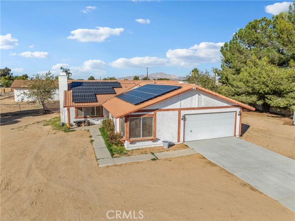 14798 Dos Palmas, Victorville, CA 92392