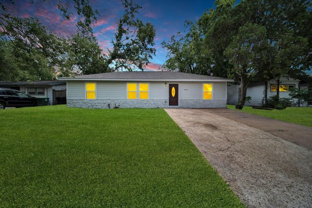 5822 Beldart Street, Houston, TX 77033