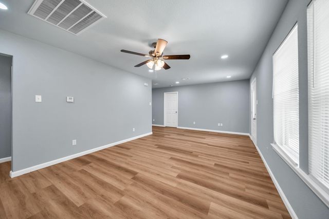 5822 Beldart Street, Houston, TX 77033