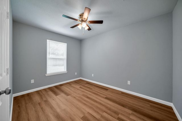 5822 Beldart Street, Houston, TX 77033