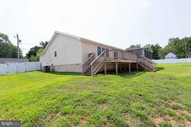 103 GOVERNORS AVE, Laurel, DE 19956