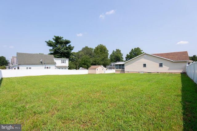 103 GOVERNORS AVE, Laurel, DE 19956