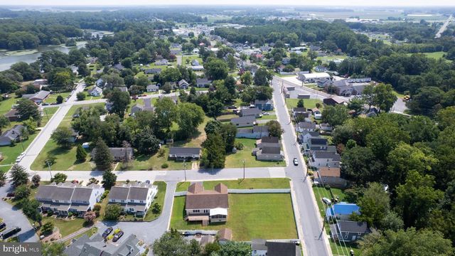 103 GOVERNORS AVE, Laurel, DE 19956