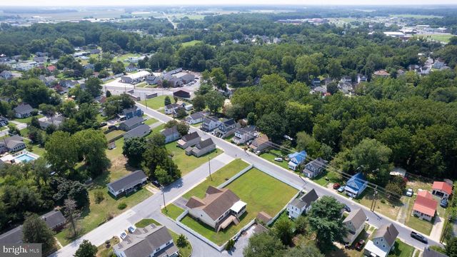 103 GOVERNORS AVE, Laurel, DE 19956